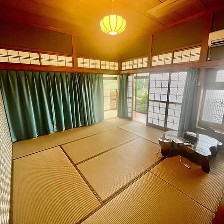 Appartement みやうら御殿 à Imabari Railway Station Extérieur photo